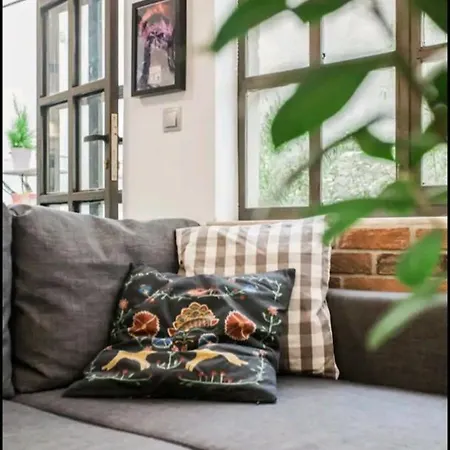 Fashionable Base In In The Old Tailor Factory * Atene